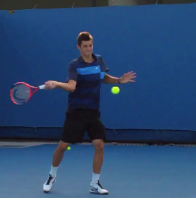 Bernard Tomic Forehand